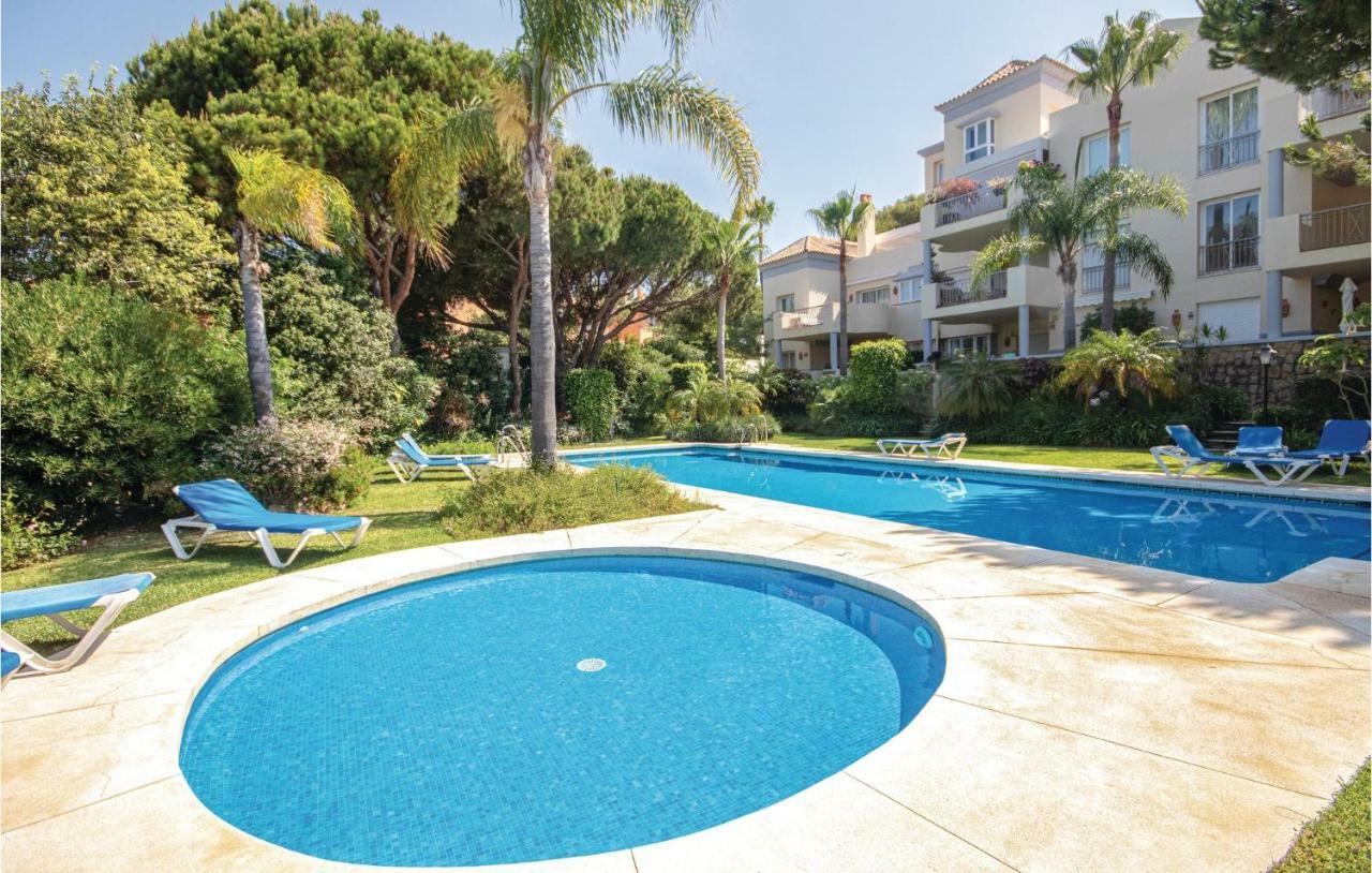 Beautiful Apartment In Marbella-Cabopino With 2 Bedrooms, Wifi And Outdoor Swimming Pool Kültér fotó